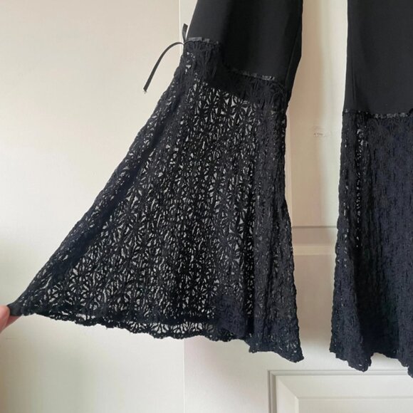 Material breakdown has been cut off.* - Picture 1 of 7